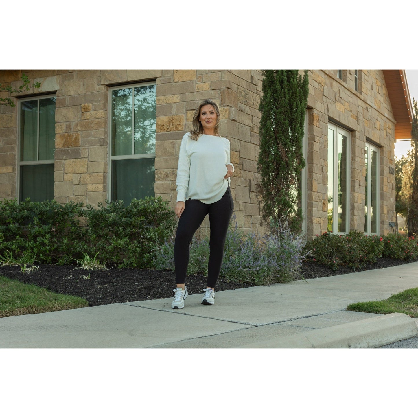 Ready to Ship | Black FLEECE Full Length Leggings with Pockets