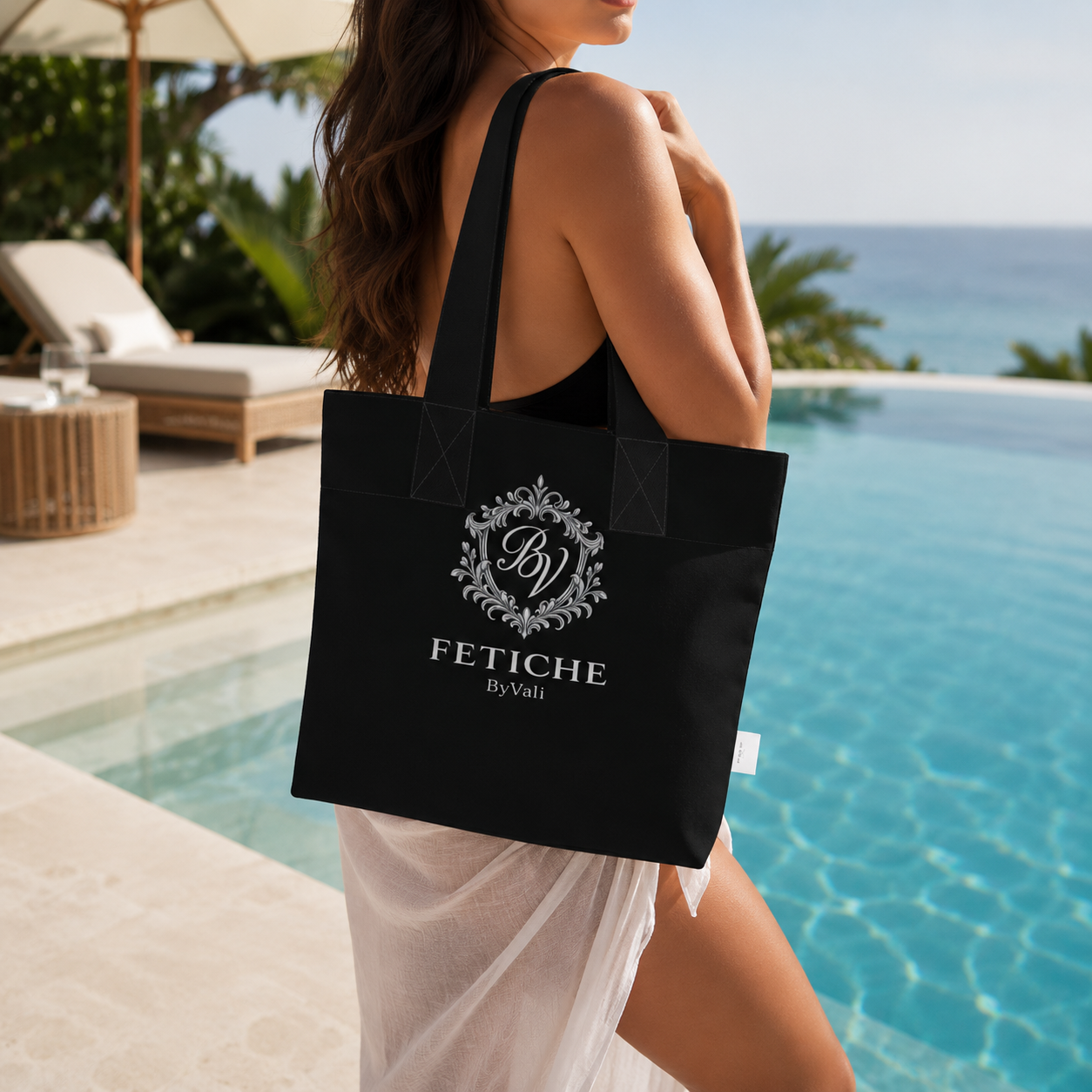 The Heritage Crest Neoprene Mini Totelet —Noir